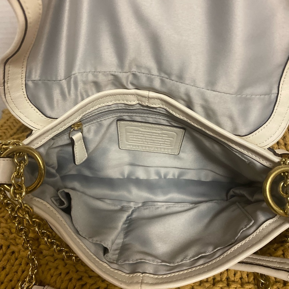 Coach Cream Vintage Chelsea Leather Convertible Crossbody Bag F17825 - Picture 9 of 14